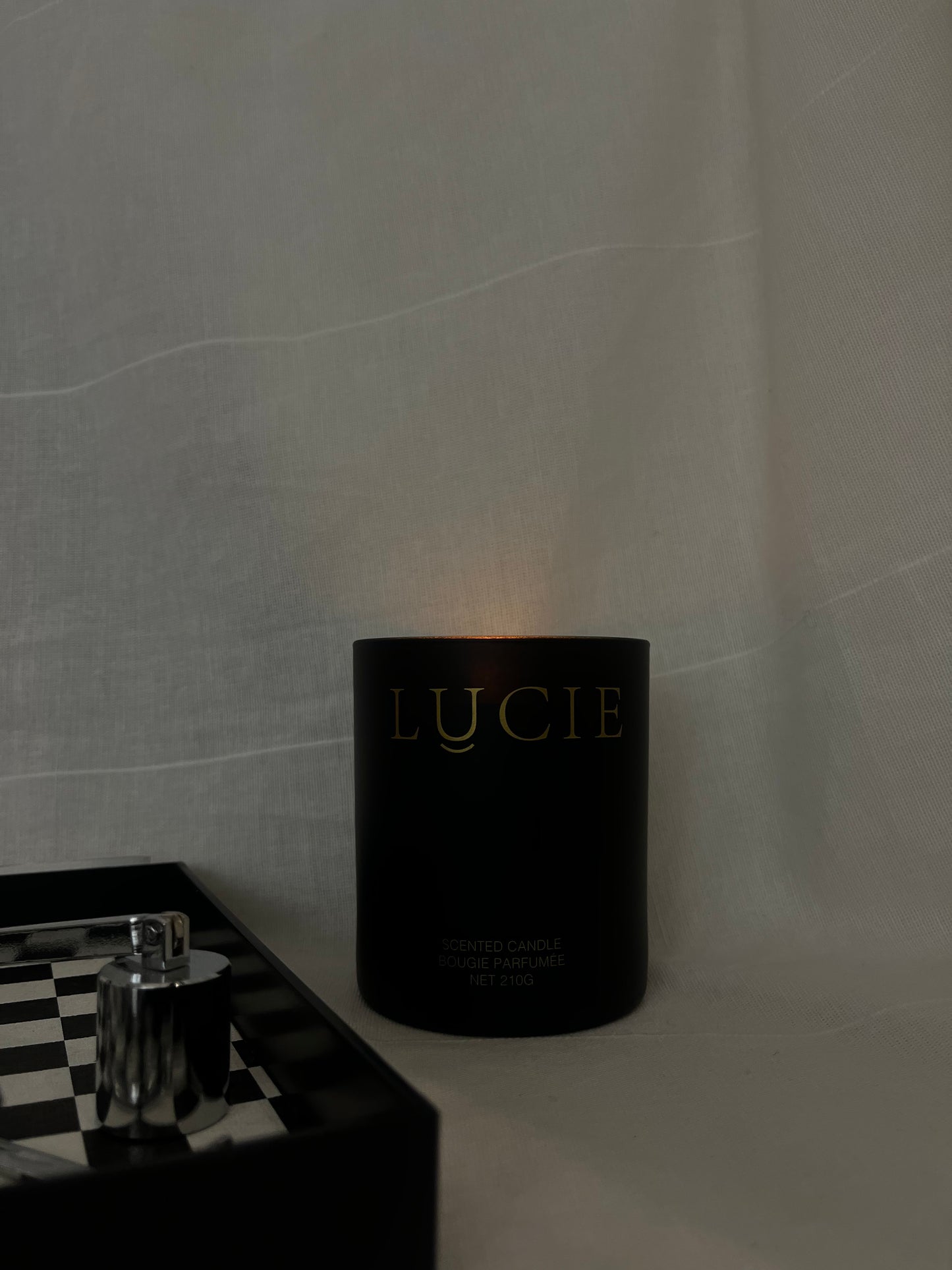 No.16 White Freesia Premium Candle